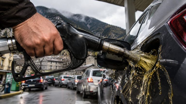 El gasóleo baja 15 céntimos el litro en Andorra desde hoy: hasta cuándo dura